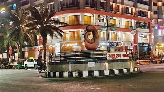 Madhuram Circle, Surat: Location, Direction, Connectivity, Nearby Areas