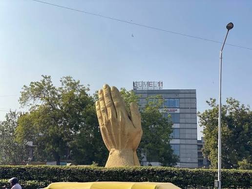 Namaste Circle, Madhupura, Ahmedabad: Location, Direction, Connectivity, Nearby Areas